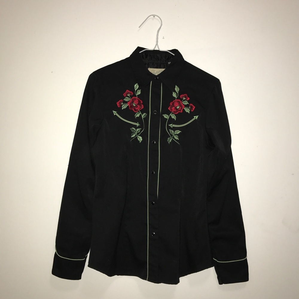 **SOLD** Cowboy Embroidered Rose Western Shirt